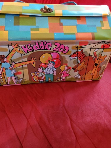 KIDDIE ZOO Vintage Plastic carrying case ANIMAL Playset Ideal EUC