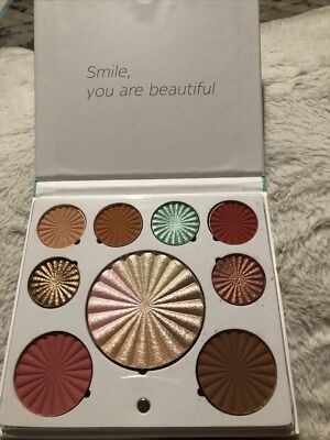 New Ofra Good  To Go Mini Mix Face Palette ALL OF THE LIGHTS Highlighter Makeup