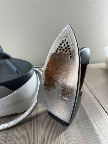 DeLonghi アイロン PRO300 DeLonghi PRO300 Professional Ironing System with Pressurized