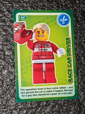 Lego Trading Card Create the World - 2017 Card 041 Race Car Driver