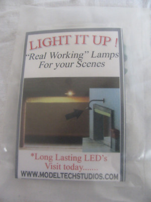 Model Tech Studio O Scale Depot / Station Building Light Up LED Gooseneck Lamps
