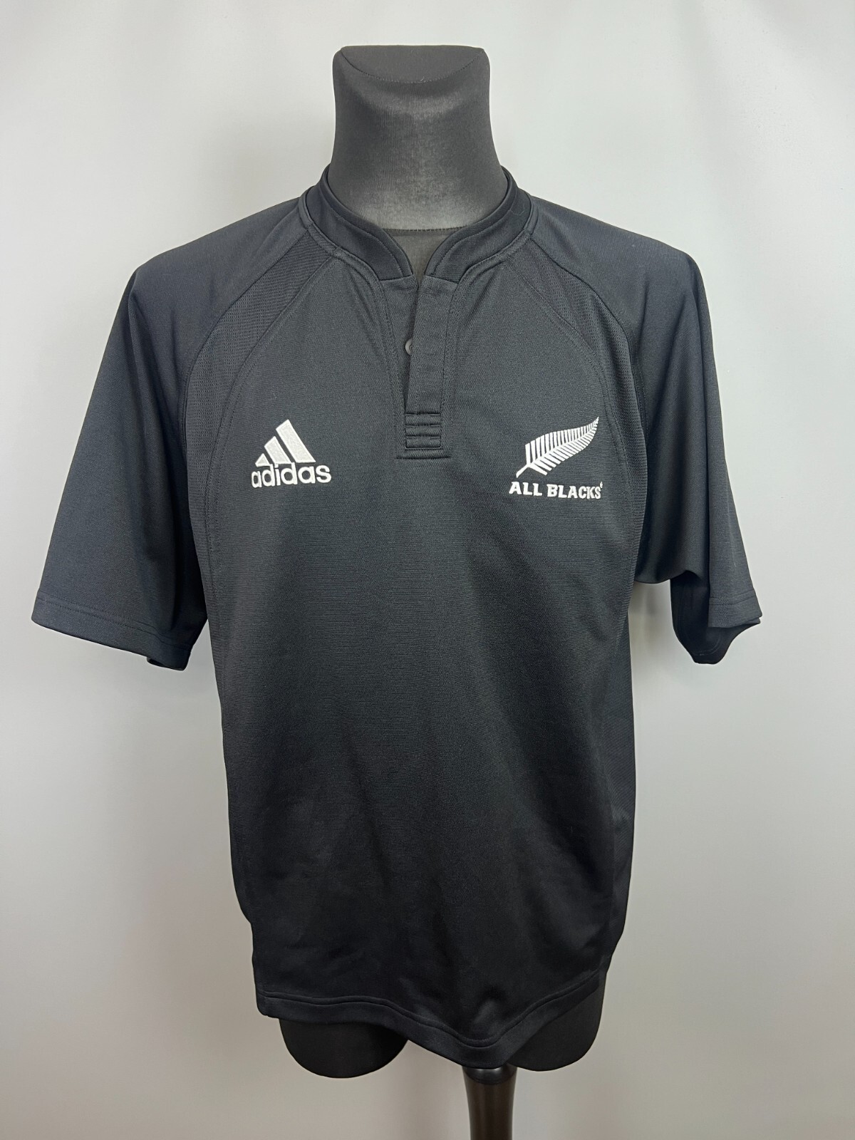 NEW ZEALAND 2005 2006 JERSEY RUGBY ALL BLACKS SHIRT ADIDAS NEW ZEALAND 2005 2006 JERSEY RUGBY ALL BLACKS SHIRT ADIDAS