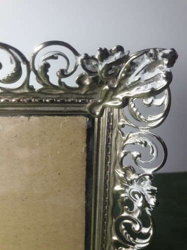 Vtg Ornate Metal Picture Frame 5x7 Hollywood Regency Openwork Filigree Frame