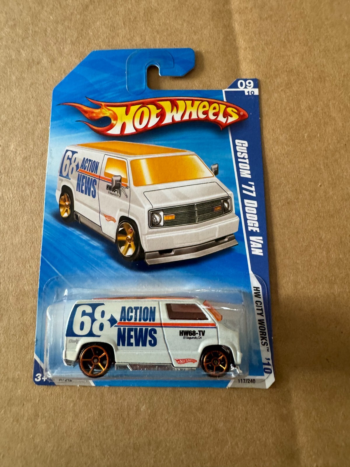 HW　 CUSTOM '77 DODGE VAN　カスタム ダッジ バン Amazon.com: Hot Wheels Custom '77 Dodge Van : Toys & Games
