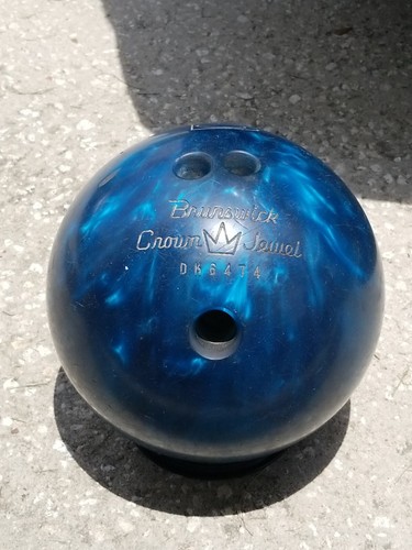 #5115 ボウリングボール　ブランズウィック　クラウンジュエル　15ポンド Vintage Brunswick Crown Jewel Bowling Ball Blue Marble 15