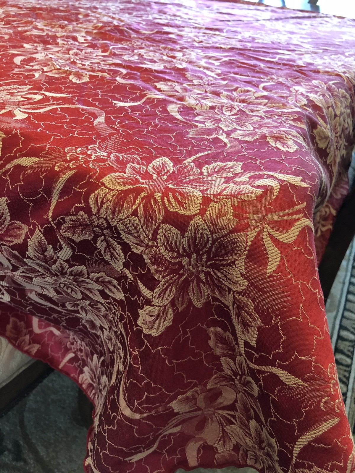 Christmas Tablecloth Cotton Blend Bows Floral Red Gold 66