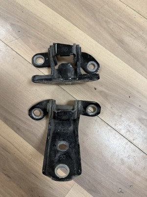 Lexus IS 220 250 350 2005-13 Rear Right Door Hinges 68770-52030 68750-20120 OEM