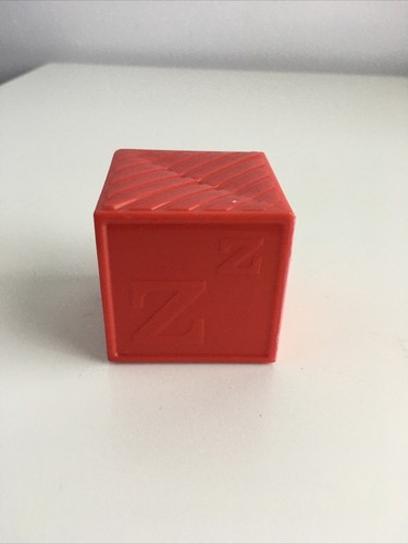 Tupperware Replacement Busy Block Red Letter Z vintage no