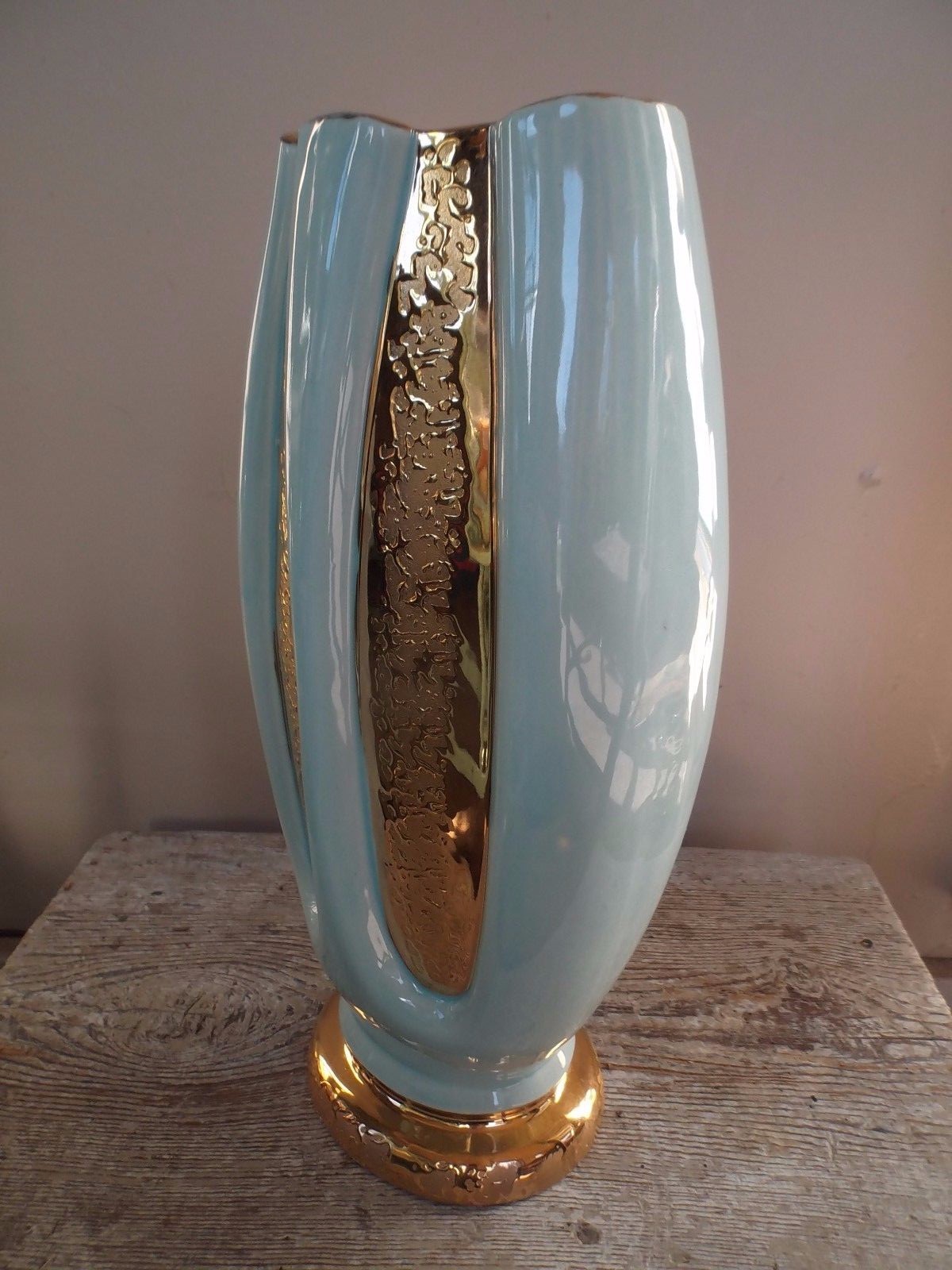 VINTAGE ART DECO MCM BLUE 24K GOLD VASE SIGNED- M MADE IN USA- 12+