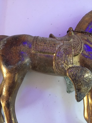 Vintage 10 inch tall Metal Weathered Horse