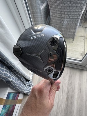 Taylormade Qi35 LS Driver / 9 Degree / Stiff Flex Fujikura Ventus Blue 5 Shaft