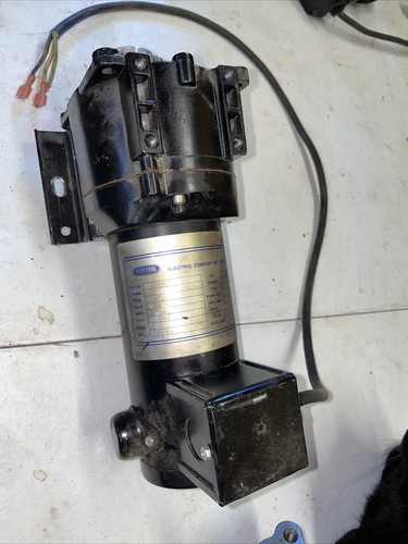 Motor 19:1 Gear Reduction 90 Vdc