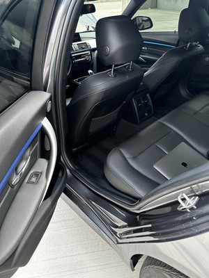image 4 of interior
