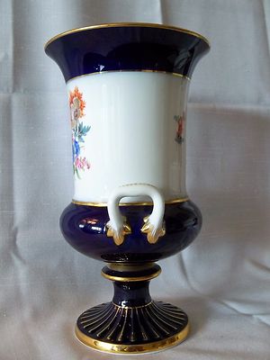MEISSEN COBALT BLUE DOUBLE HANDLED 9.5