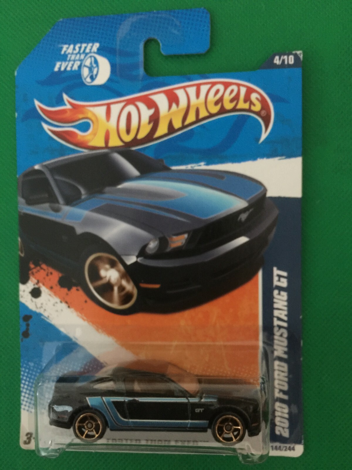 2011 Faster Than Ever Series Hot Wheels 2010 FORD MUSTANG GT