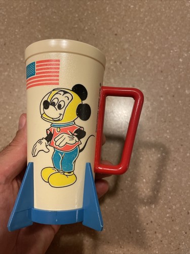 80s vintage Disneyland mag cup ディズニー 80s Vintage Disneyland Cup Mug Carousel Disney Mickey Donald