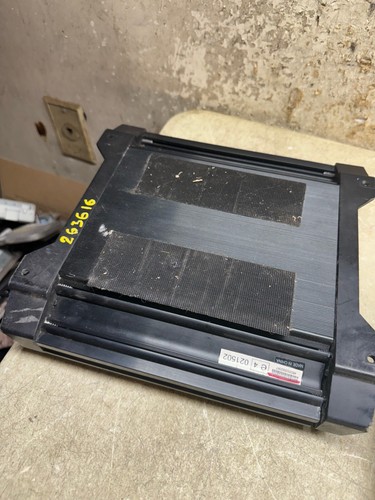 Kicker Amplifier ZX400.1 | eBay