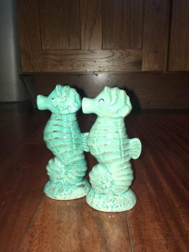 Seahorse Salt And Pepper Shakers- Blue White - Vintage Spice Shaker
