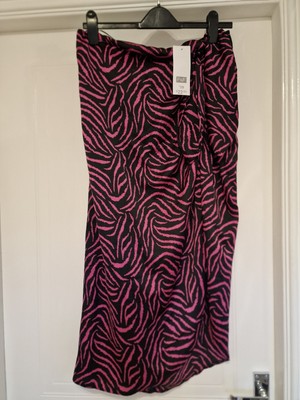 F&F Silk Feel Midi Wrap Skirt Animal Print - New With Tags. Size 16