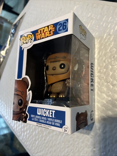 Funko Pop! Star Wars #26 Wicket (Blue Box) New | eBay