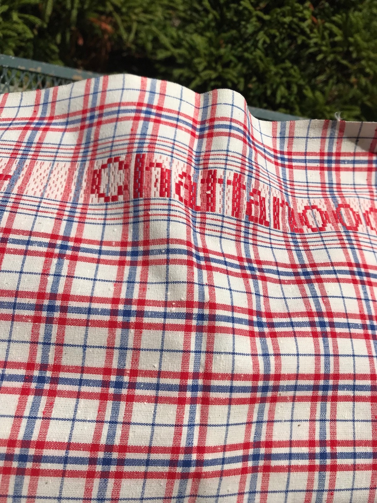 4yds vint textile cotton woven plaid FABRIC CHATTANOGA CHOO CHOO WOVEN IN 45X142