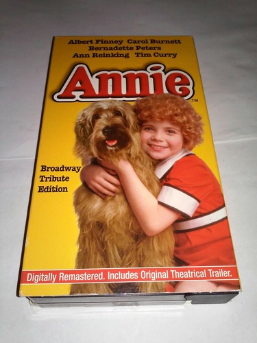 Annie (VHS, 1997, Slip Sleeve Case Closed Caption