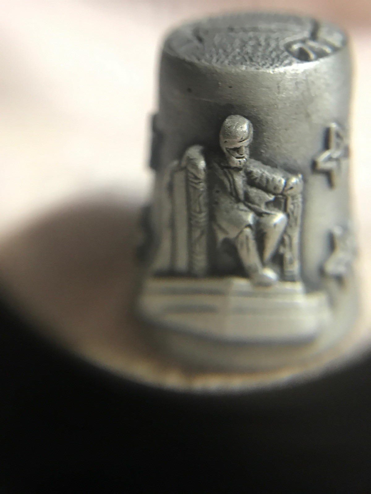 Thimble Signed Nicholas Gish Lincoln Memorial GETTAYBURG ADDRESS In  Hi-Relief