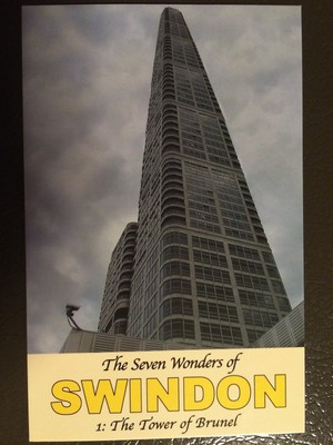 SOMETHING ROTTEN. JASPER FFORDE. SIGNED FIRST EDITION WITH POSTCARD