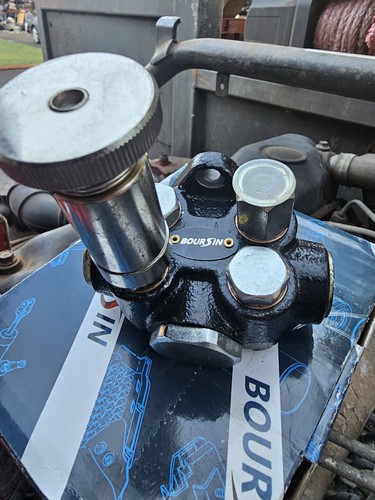 Fuel Feed Pump For Mitsubishi Fuso Canter 105237-6360 | eBay