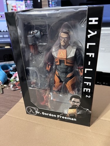 ハーフ ライフ 2 ドクター ゴードン フリーマン フィギュア NECA