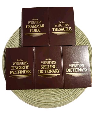 New Webster's Desk Reference (1986 Hardcover) 5 Volumes Vintage