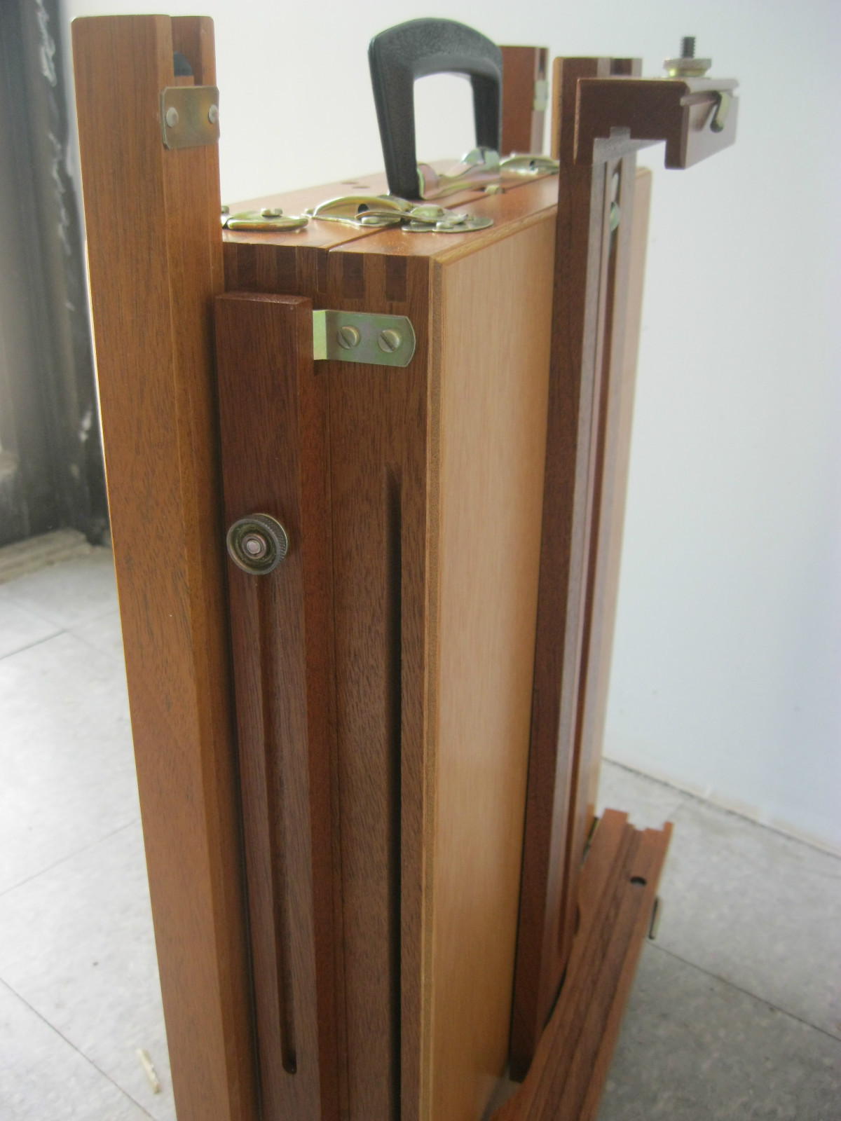 Brand New Rare Artist Quality French Box  Easel Mahogany Wood  (Made in Brazil)