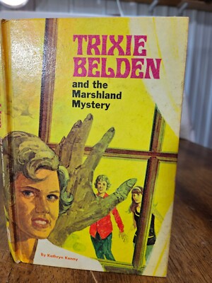 Trixie Belden and the Marshland Mystery - Kathryn Kenny 1971 Vintage HardCover