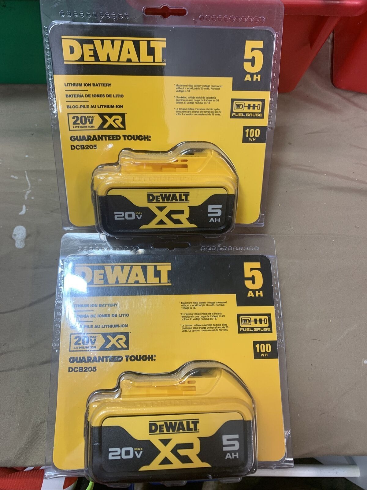 2 PACK DEWALT DCB205 20V MAX 5AH Li-Ion Battery NEW