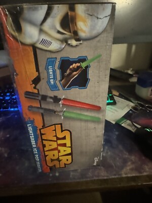 Star Wars LightSaber Ice Pop Maker Lights Up