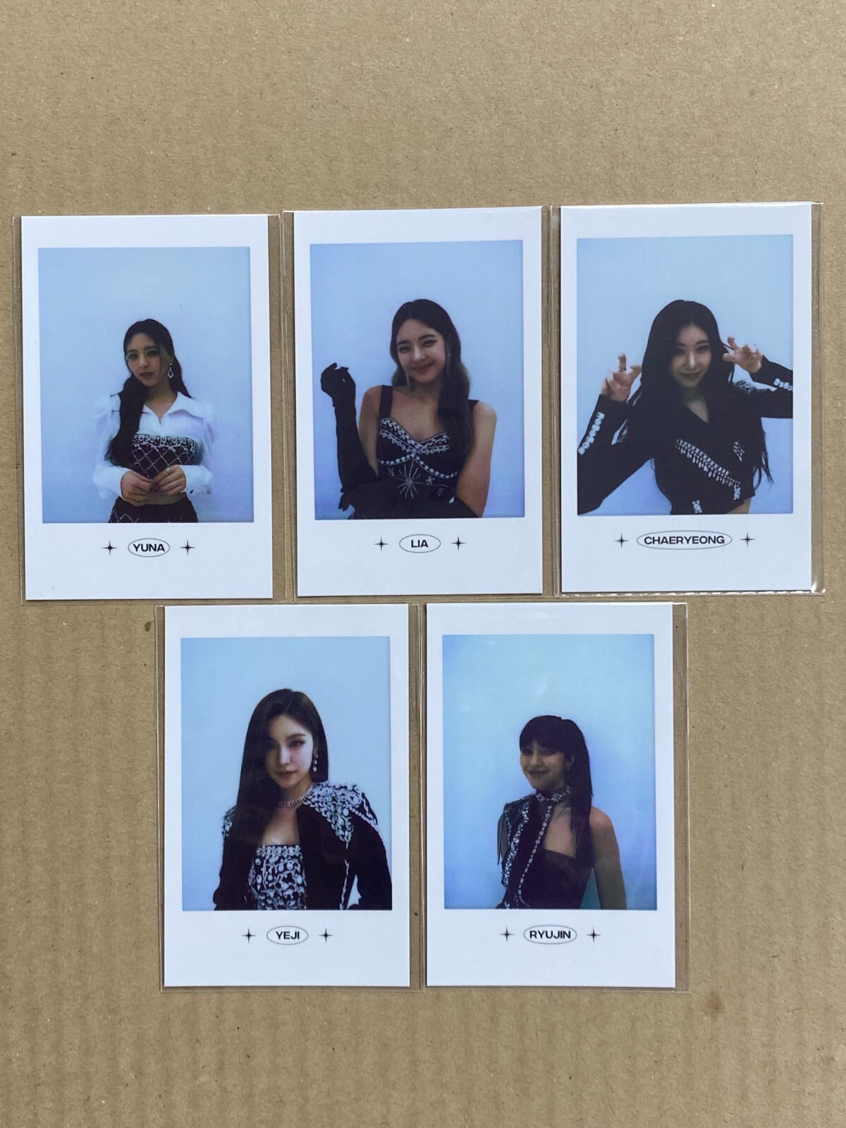 ITZY CHECKMATE 2022 WORLD TOUR POB POLAROID PHOTOCARD NEW | eBay