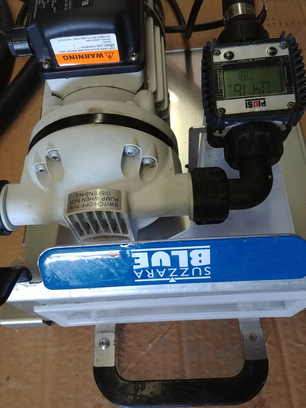 Piusi F00201A1F Suzzara Blue Pro DEF Pump Tote Dispenser Kit