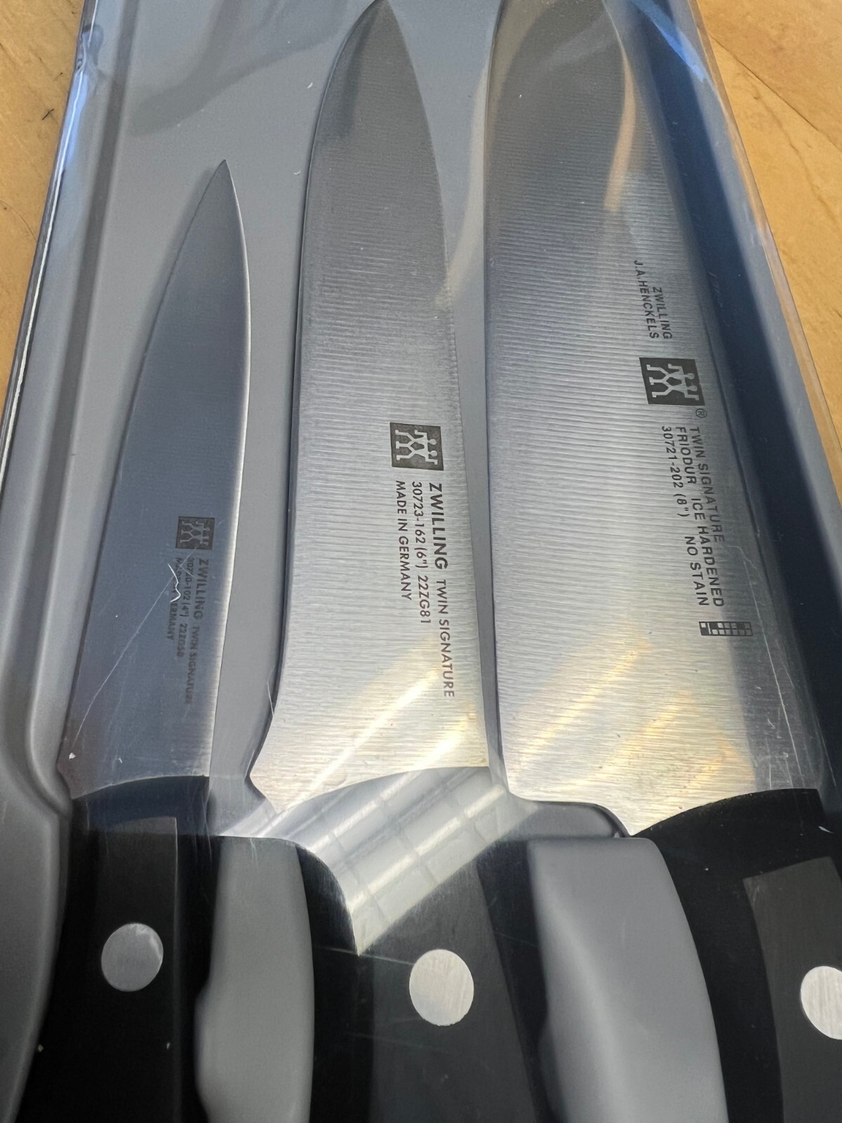 Henckels Twin Signature - 3 piece. Knife Starter Set 30720-000 in retail box