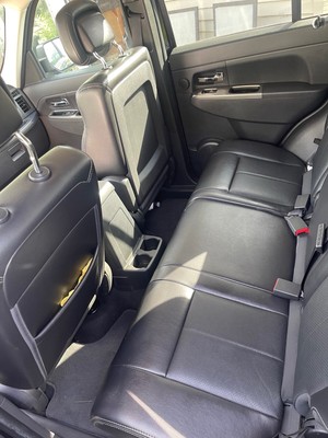 image 4 of interior