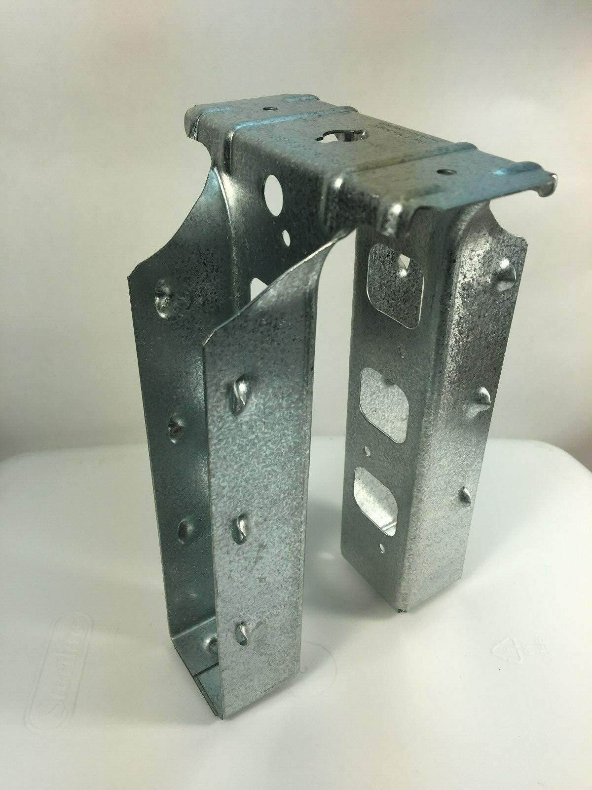 PAIR OF SIMPSON STRONG TIE 2X8 POST FRAME 20GA SADDLE JOIST HANGERS PFD28B 2EACH