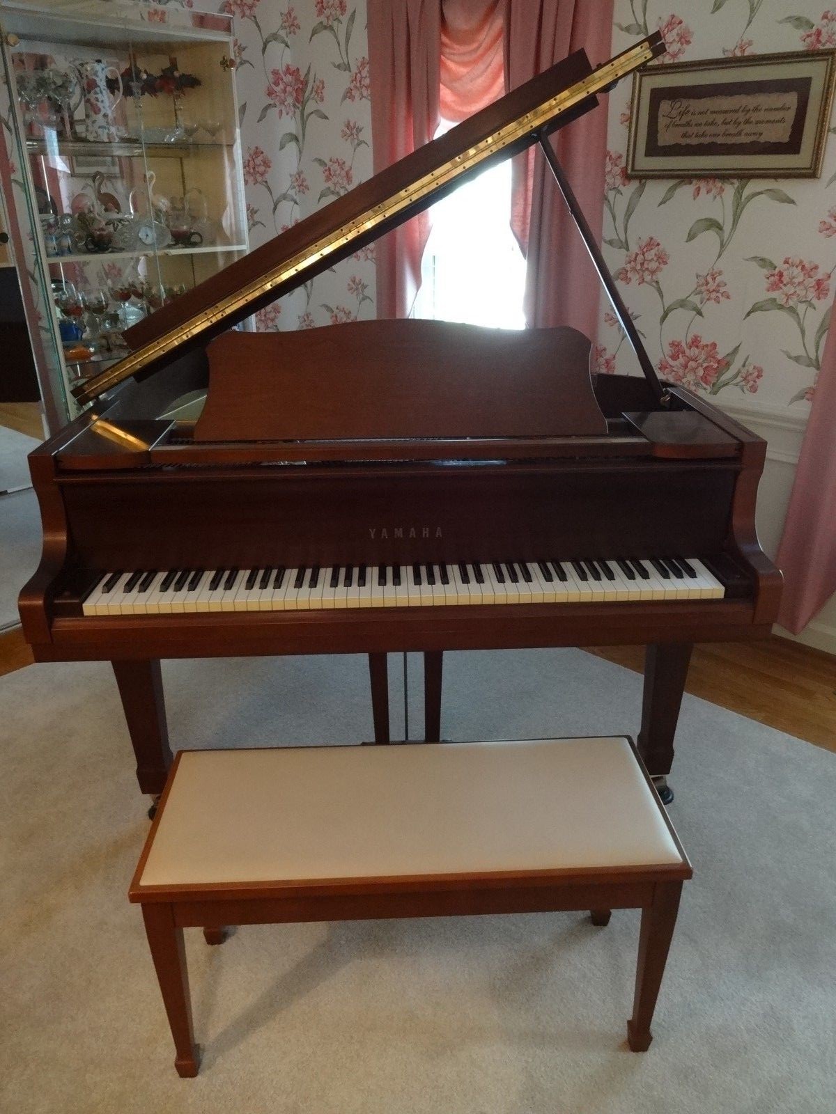 YAMAHA G1 Satin Walnut Baby Grand Piano 5'3