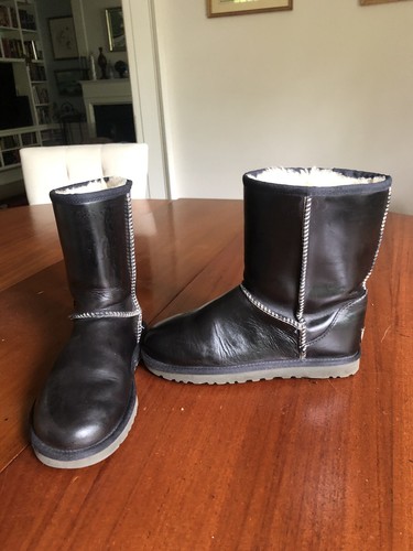 UGG Black Classic Short Leather Boot Women 1005372 shearling