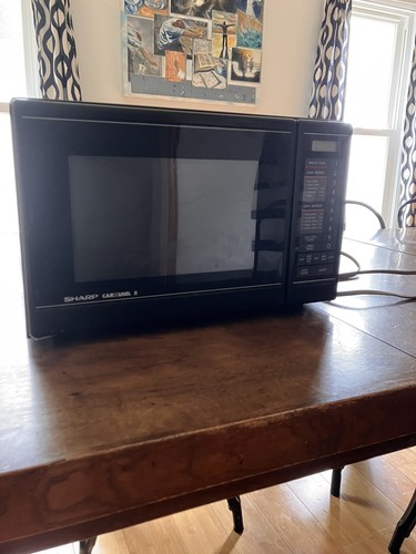 Sharp Carousel II Microwave Vintage 1989