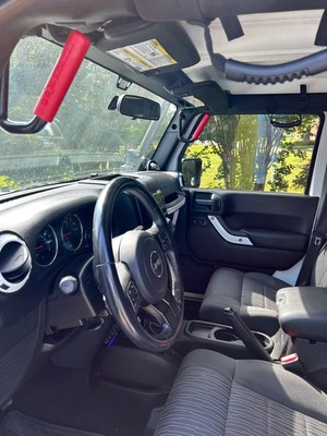 image 4 of interior