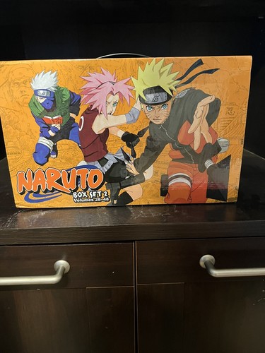 洋書 Naruto Box Set 2: Volumes 28-48 Naruto Box Set 2: Volumes 28-48 with Premium (MANGA GRAPHIC