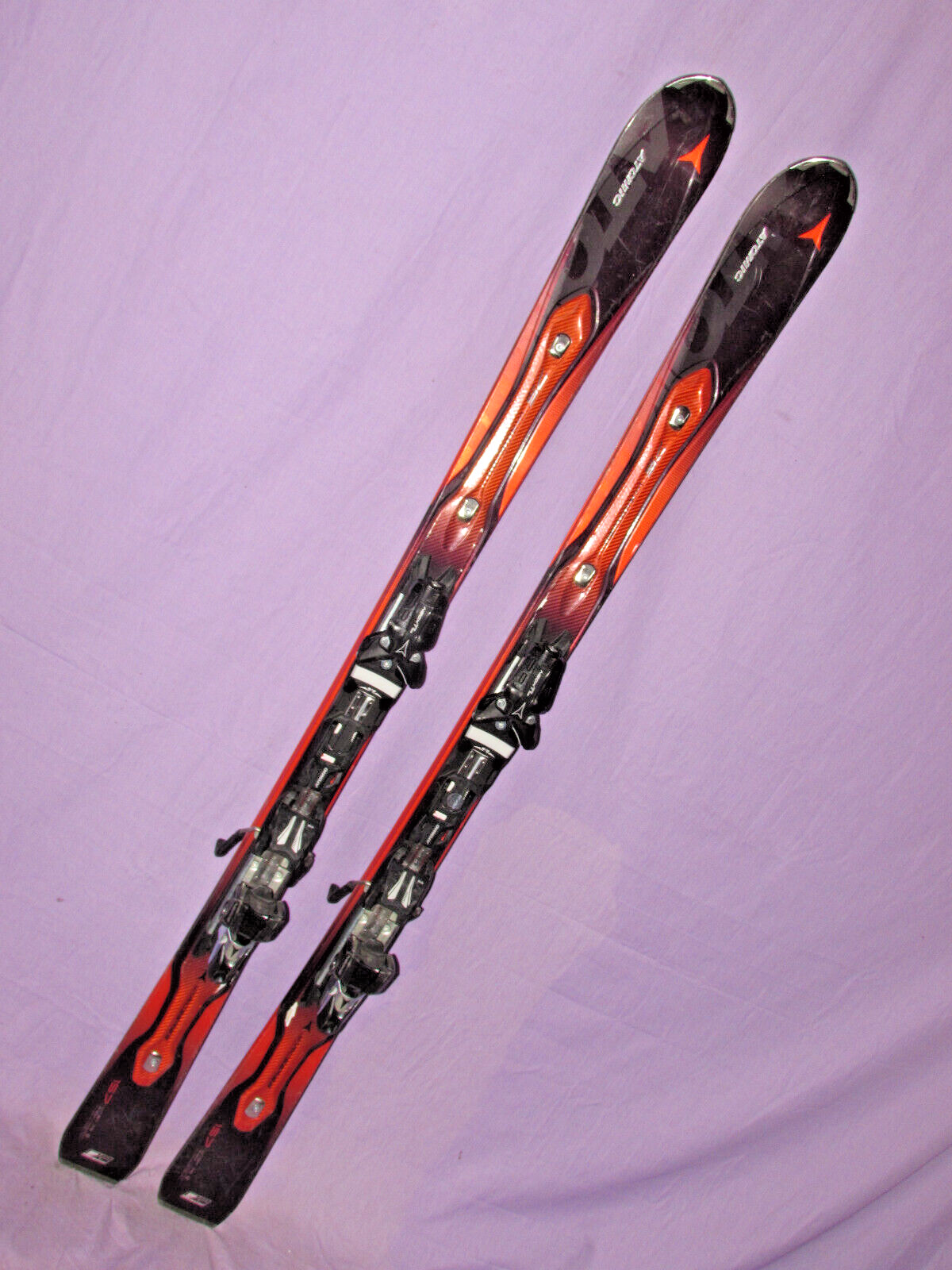 ATOMIC D2 VF 75 Varioflex skis 157cm with Atomic NEOX TL 12 ATOMIC D2 VF 75 Varioflex skis 157cm with Atomic NEOX TL 12