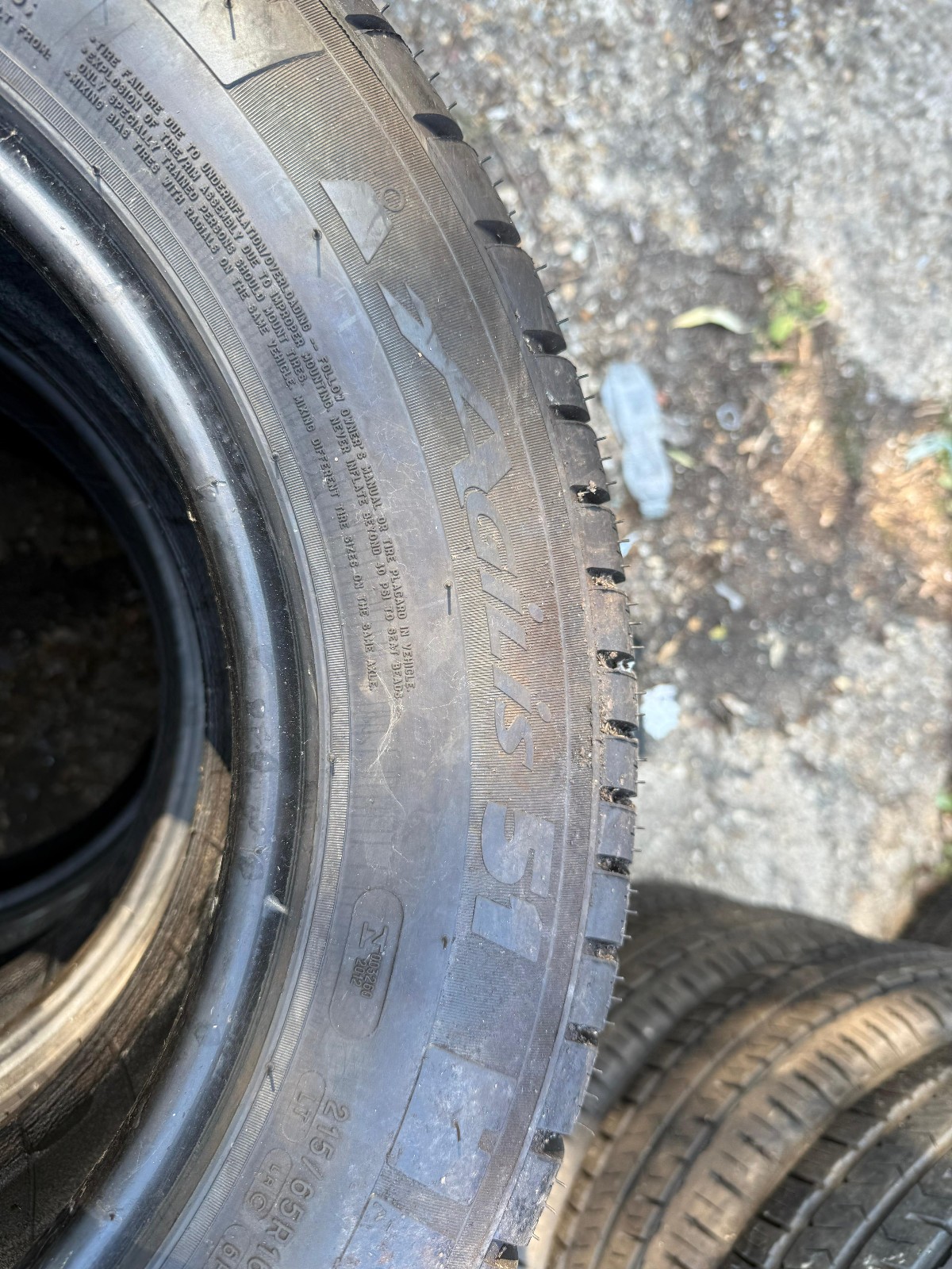 New 215 65 16C Michelin, Agilis 51, M+S 106/104T x1 Single Tyre (F1_tyres) YD171