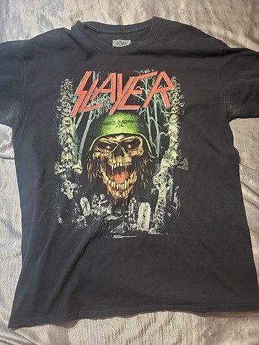 Slayer War Chest 2018 Large Shirt Skull Helmet