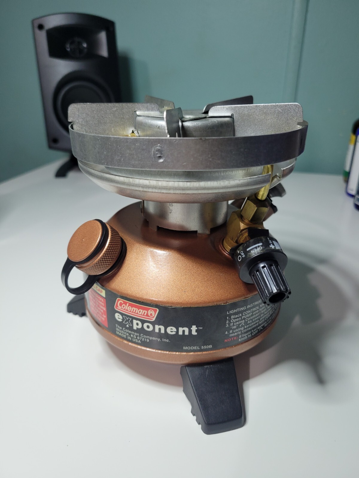 Coleman Exponent dual fuel stove 550B Backpack Camping Stove