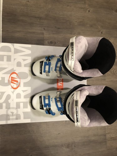 Tecnica Cochise 85 New Women's Ski Boots Size 25.5.